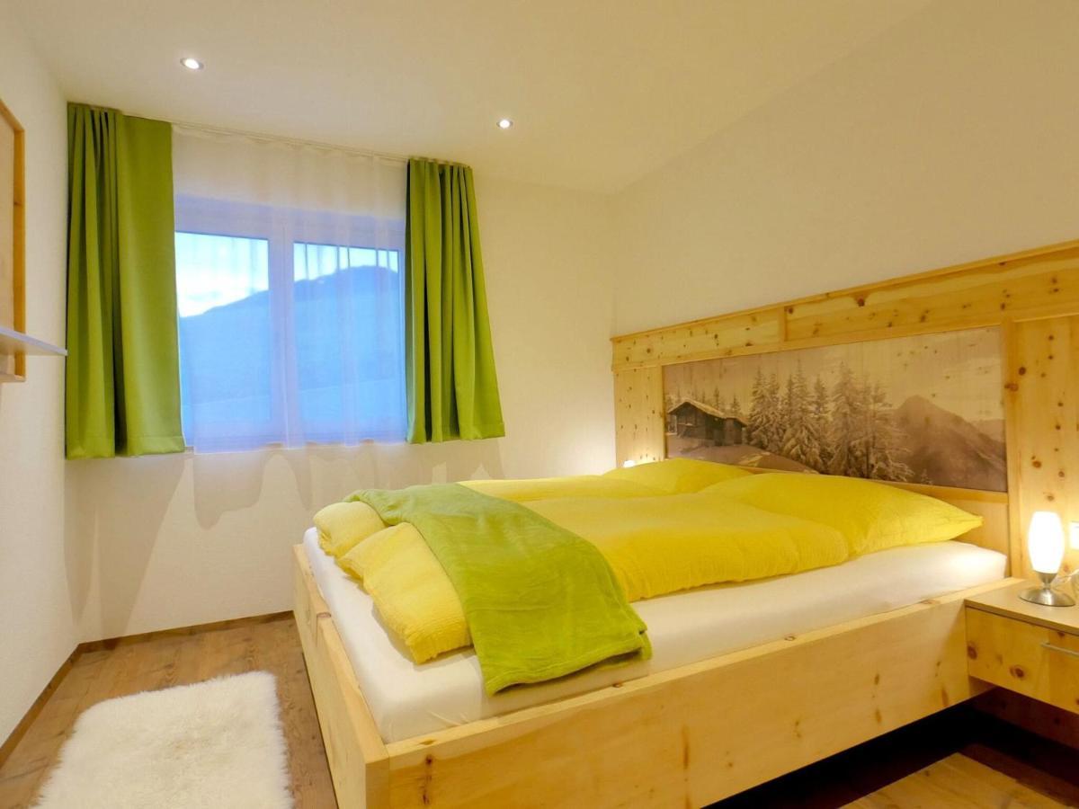 Top Holiday Flat In Fuegen Near The Ski Area Exterior photo